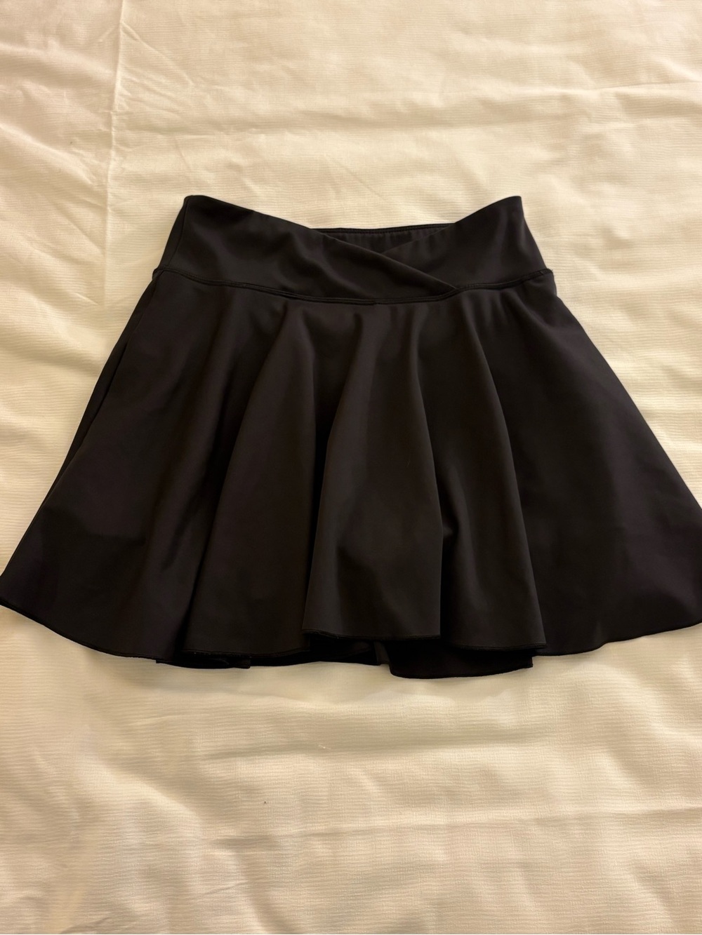 Women’s Aeropostale Black crossover pleated Flared Skater mini Skirt size small